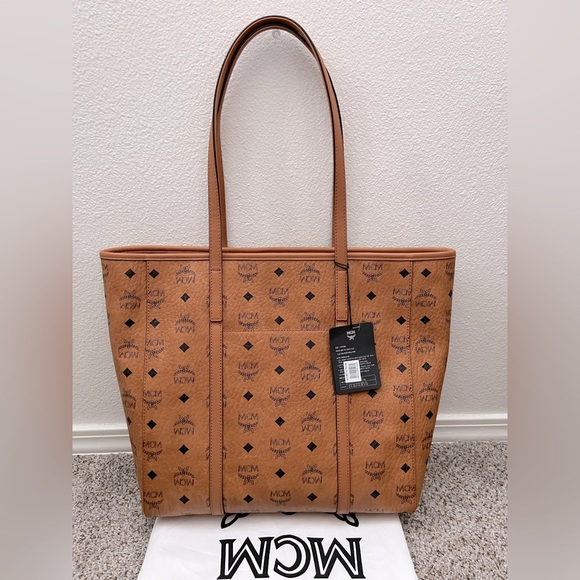❌SOLD❌NWT MCM Toni Visetos Coated Canvas Shopper Tote Bag - Picture 3 of 16